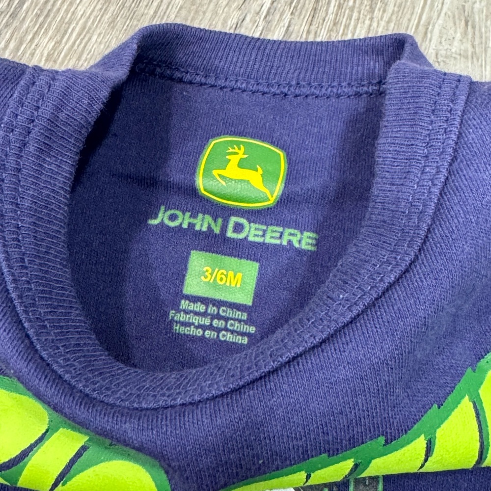 New John Deere Baby Outfit 3/6 Month J28 - Picture 2 of 2